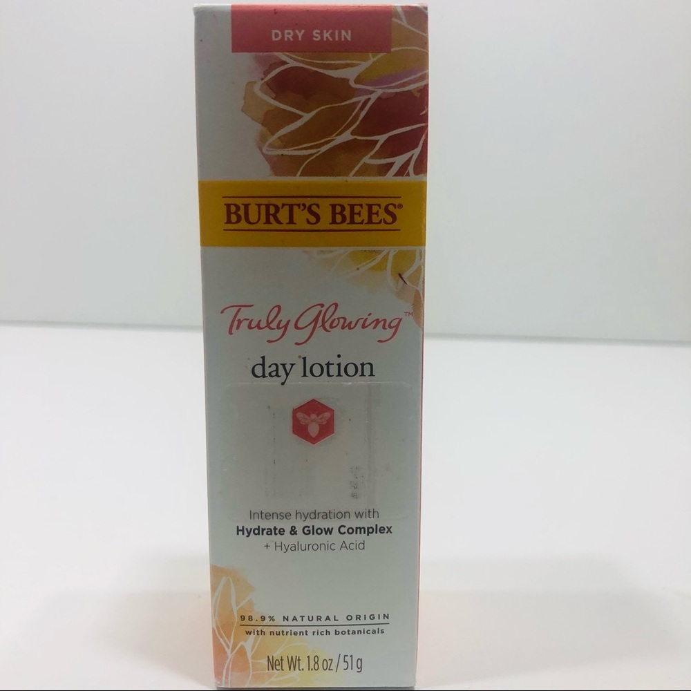 Burts Bees Truly Glowing Day Lotion 1.8 oz